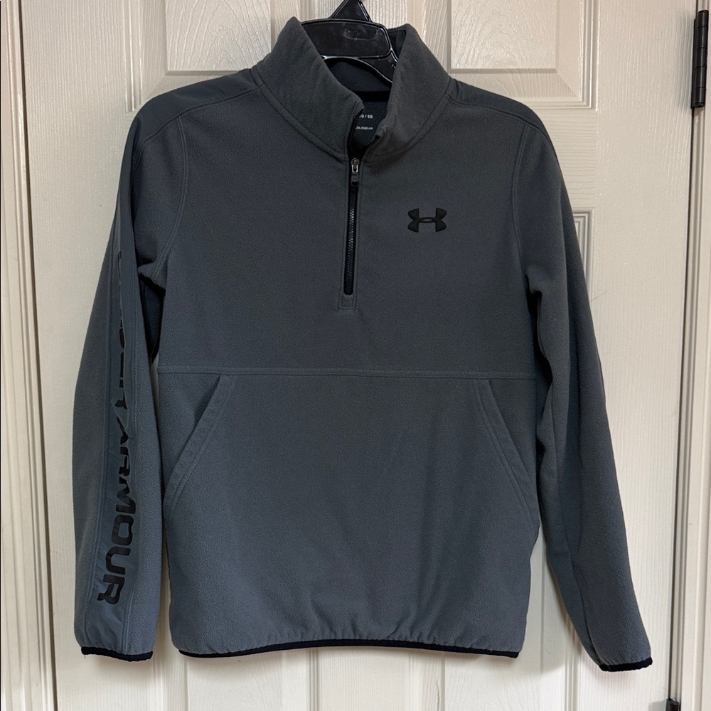 Under Armour Loose coldgear boy’s Dark Gray Performance Jacket. YXL
